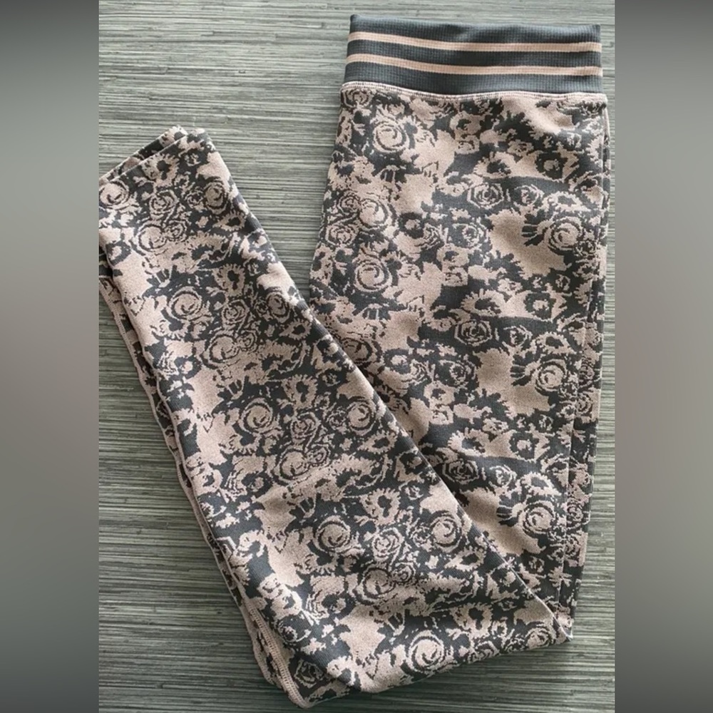 Fabletics leggings